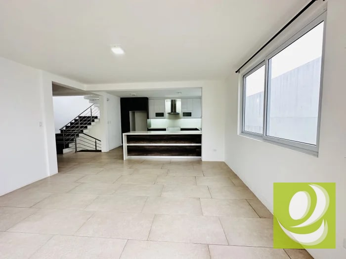 Casa en Venta para Inversión en La Fontana Km 25 CAES — Casa en Venta en Santa Catarina Pinula, Guatemala, Ciudad — foto 10 de 16
