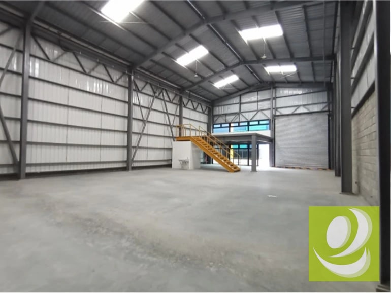 🏭 OFIBODEGA EN VENTA Y RENTA | BODEBAS VILLA CANALES — Bodega / Ofibodega en Venta en Villa Canales, Guatemala, Ciudad — foto 2 de 3