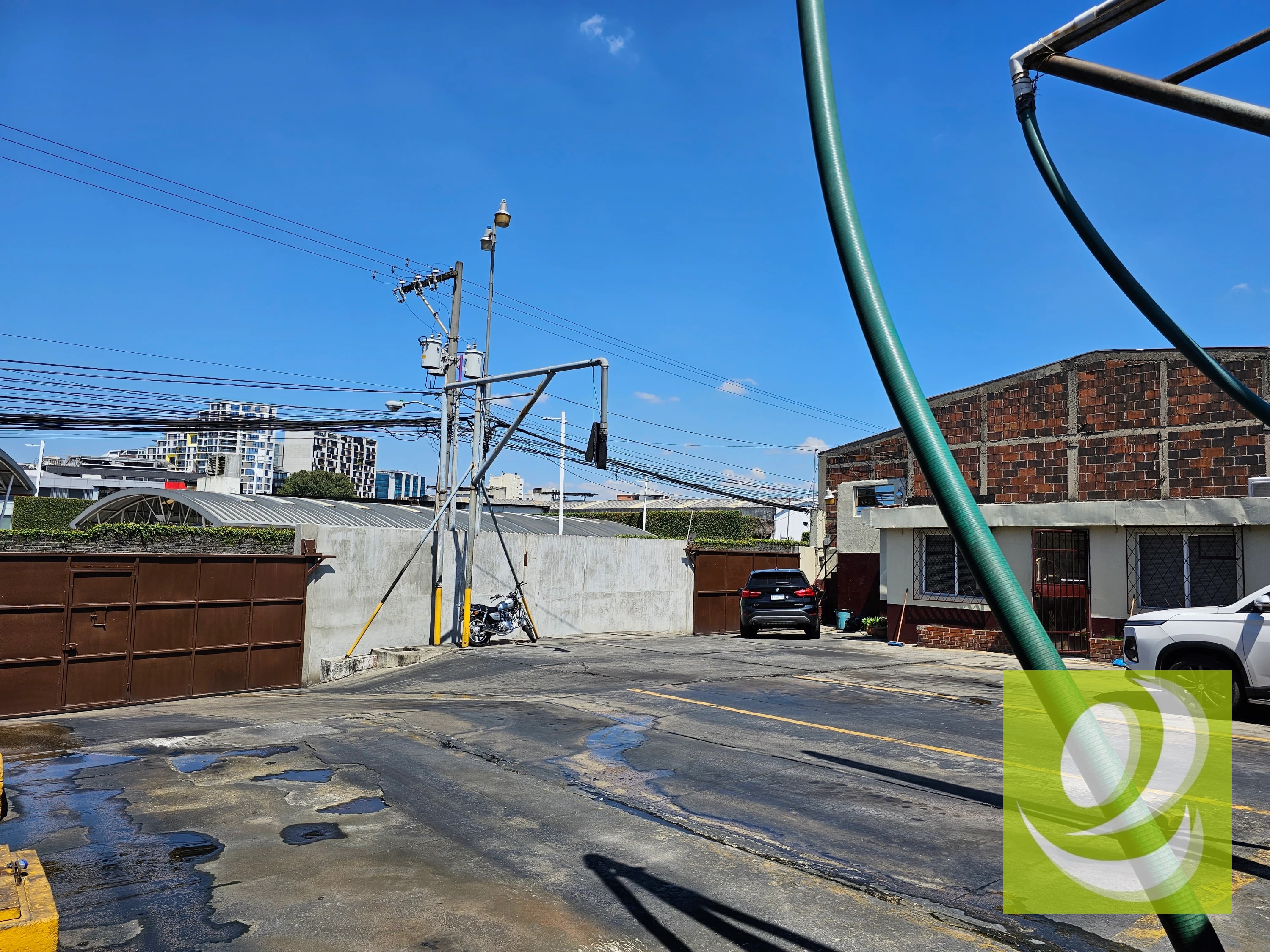 📍 Terreno Comercial con Oficina y bodega pequeña en Renta – Zona 5, Ciudad de Guatemala Precio de renta: USD 5,600 mensuales Código: PAT-006-05-23 — Terreno en Alquiler en Zona 5, Guatemala, Ciudad — foto 4 de 12