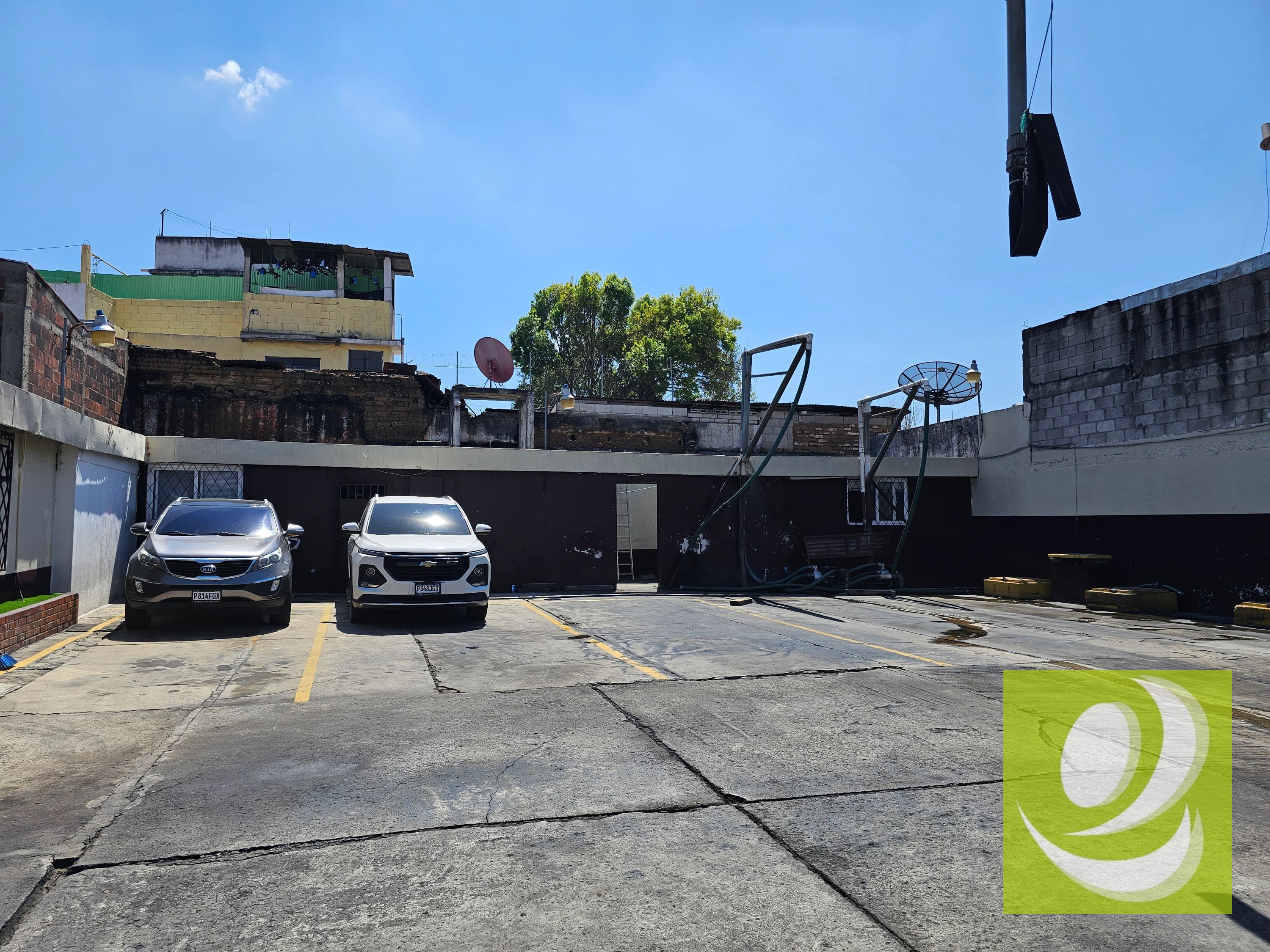 📍 Terreno Comercial con Oficina y bodega pequeña en Renta – Zona 5, Ciudad de Guatemala Precio de renta: USD 5,600 mensuales Código: PAT-006-05-23 — Terreno en Alquiler en Zona 5, Guatemala, Ciudad — foto 5 de 12