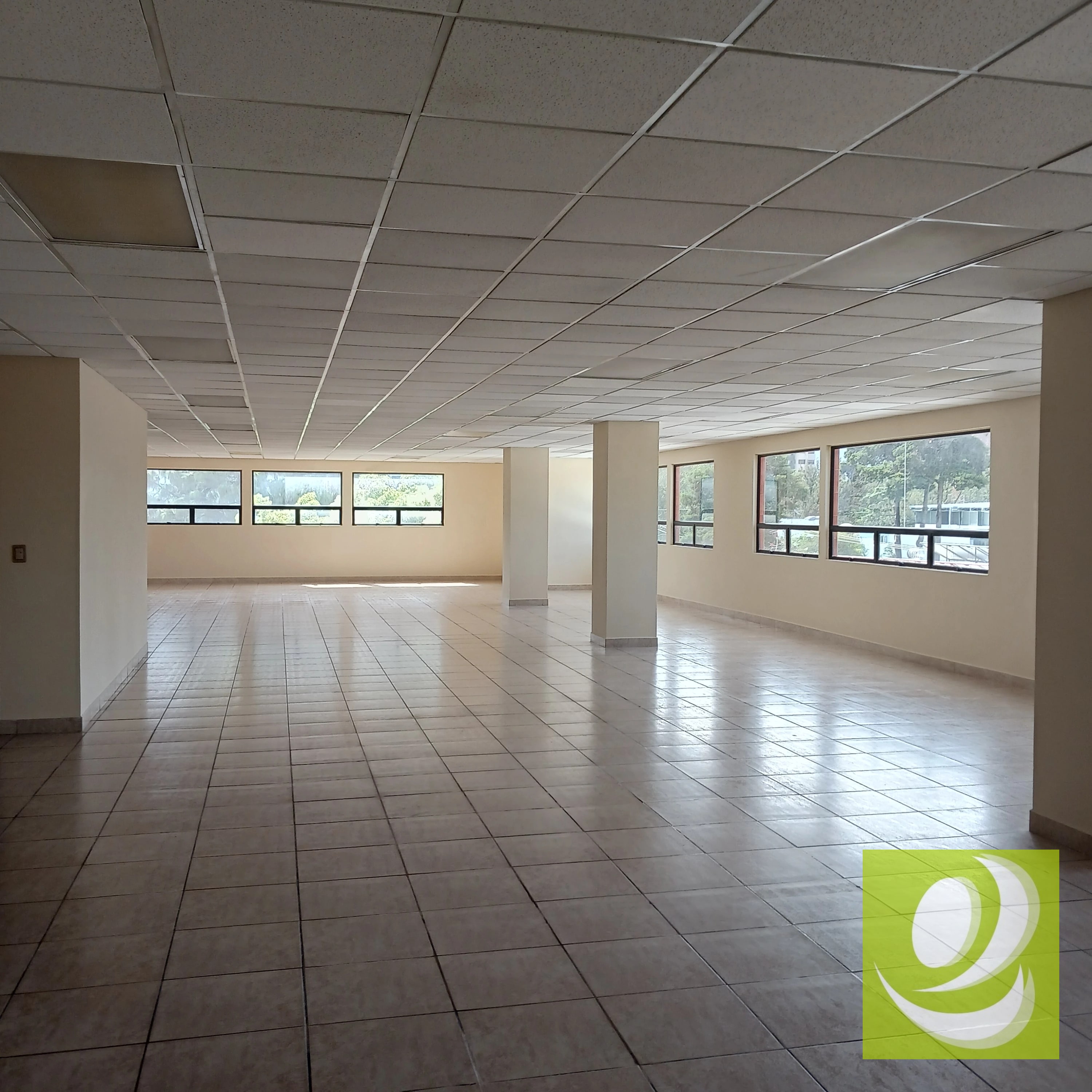 🏢✨ LLEVA TU EMPRESA AL SIGUIENTE NIVEL EN ZONA 13 ✨🏢 — Oficina en Alquiler en Zona 13, Guatemala, Ciudad — foto 1 de 3