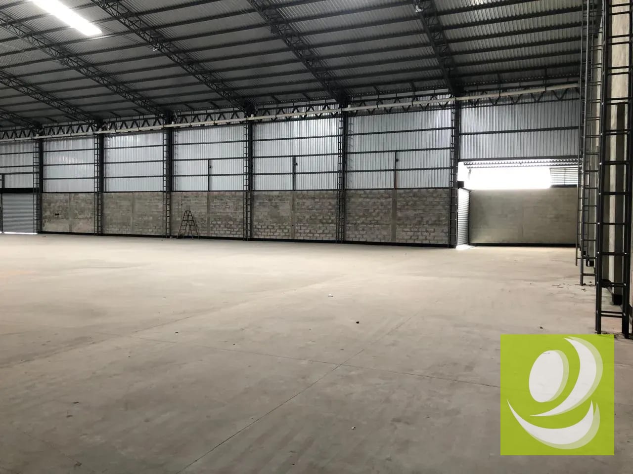 En Alquiler Bodega en Renta en Chimaltenango — Bodega / Ofibodega en Alquiler en San Andrés Itzapa, Chimaltenango — foto 4 de 5