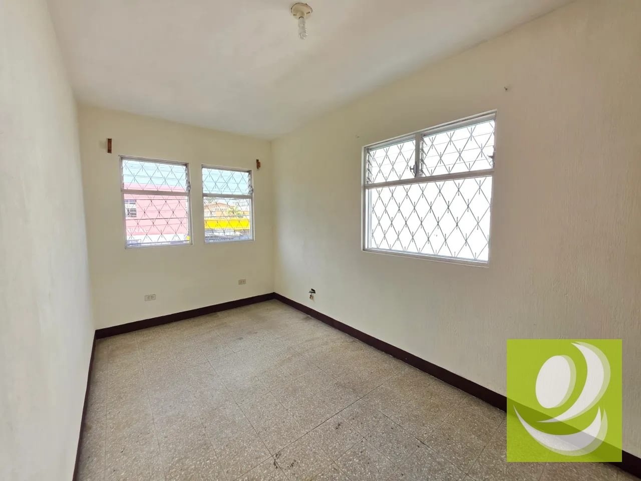 🏡 Casa de 2 Niveles en Venta – Kaminal Juyú II, Zona 7, Ciudad de Guatemala Precio de venta: Q2,200,000 Código interno: PVC-014-06-26 — Casa en Venta en Kaminaljuyú, Zona 7, Guatemala, Ciudad — foto 7 de 12