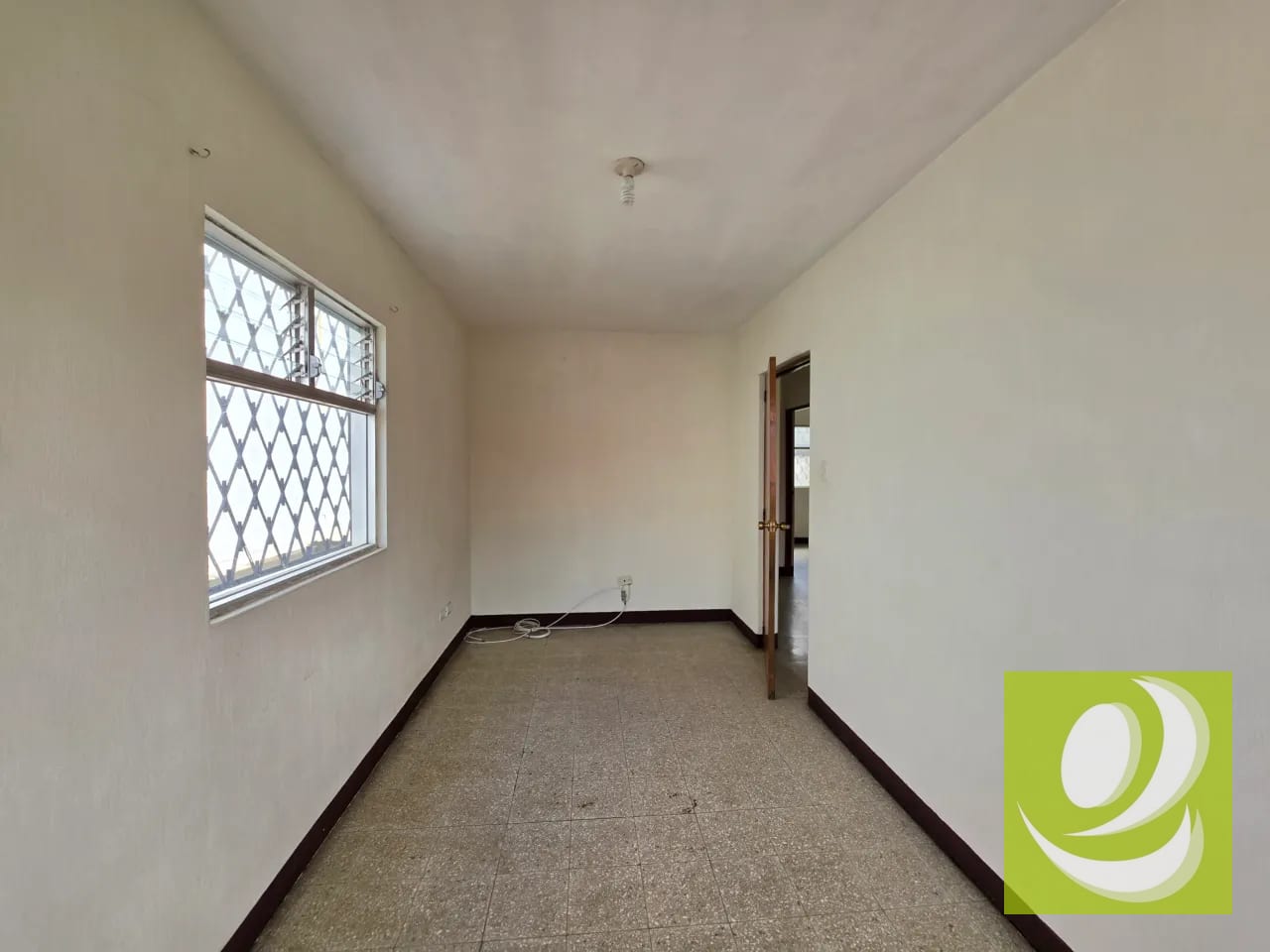 🏡 Casa de 2 Niveles en Venta – Kaminal Juyú II, Zona 7, Ciudad de Guatemala Precio de venta: Q2,200,000 Código interno: PVC-014-06-26 — Casa en Venta en Kaminaljuyú, Zona 7, Guatemala, Ciudad — foto 8 de 12