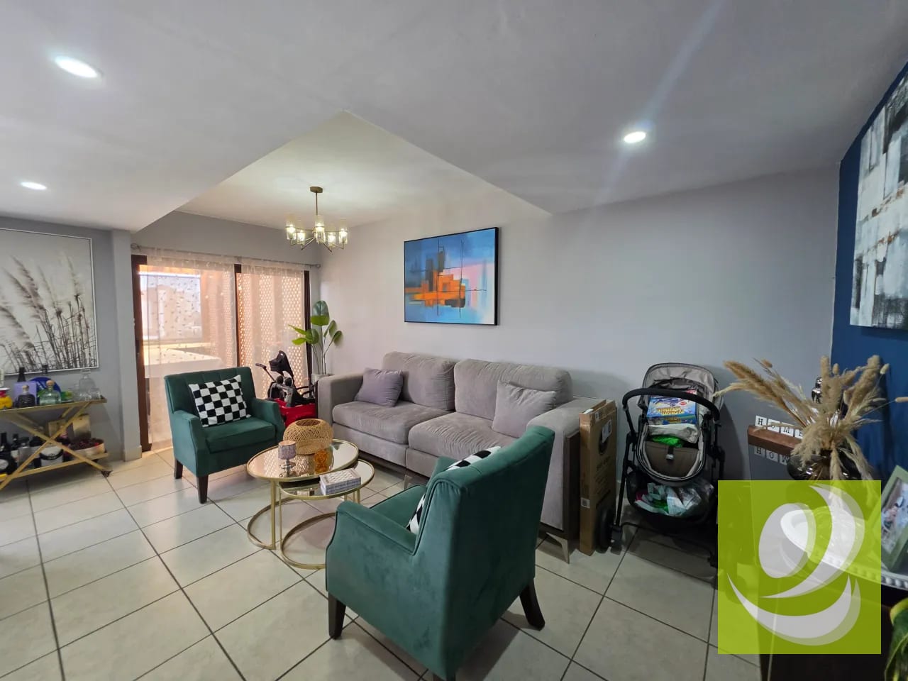 En Venta Casa de 3 Niveles en Vistas del Naranjo, Mixco — Casa en Venta en Vistas del Naranjo, Zona 4 Mixco, Guatemala, Ciudad — foto 3 de 9