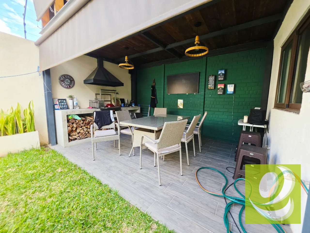 En Venta Casa de 3 Niveles en Vistas del Naranjo, Mixco — Casa en Venta en Vistas del Naranjo, Zona 4 Mixco, Guatemala, Ciudad — foto 7 de 9