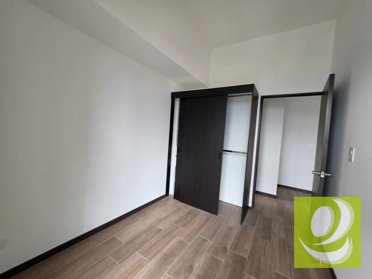 Apartamento en Renta en Altaire Zona 11 — Terreno en Venta en Zona 11, Guatemala, Ciudad — foto 7 de 10