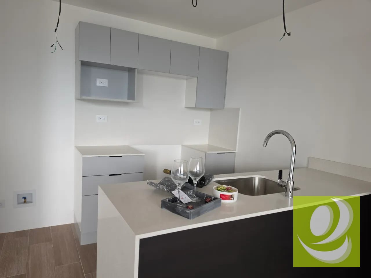 Apartamento en Renta en Altaire Zona 11 — Terreno en Venta en Zona 11, Guatemala, Ciudad — foto 9 de 10