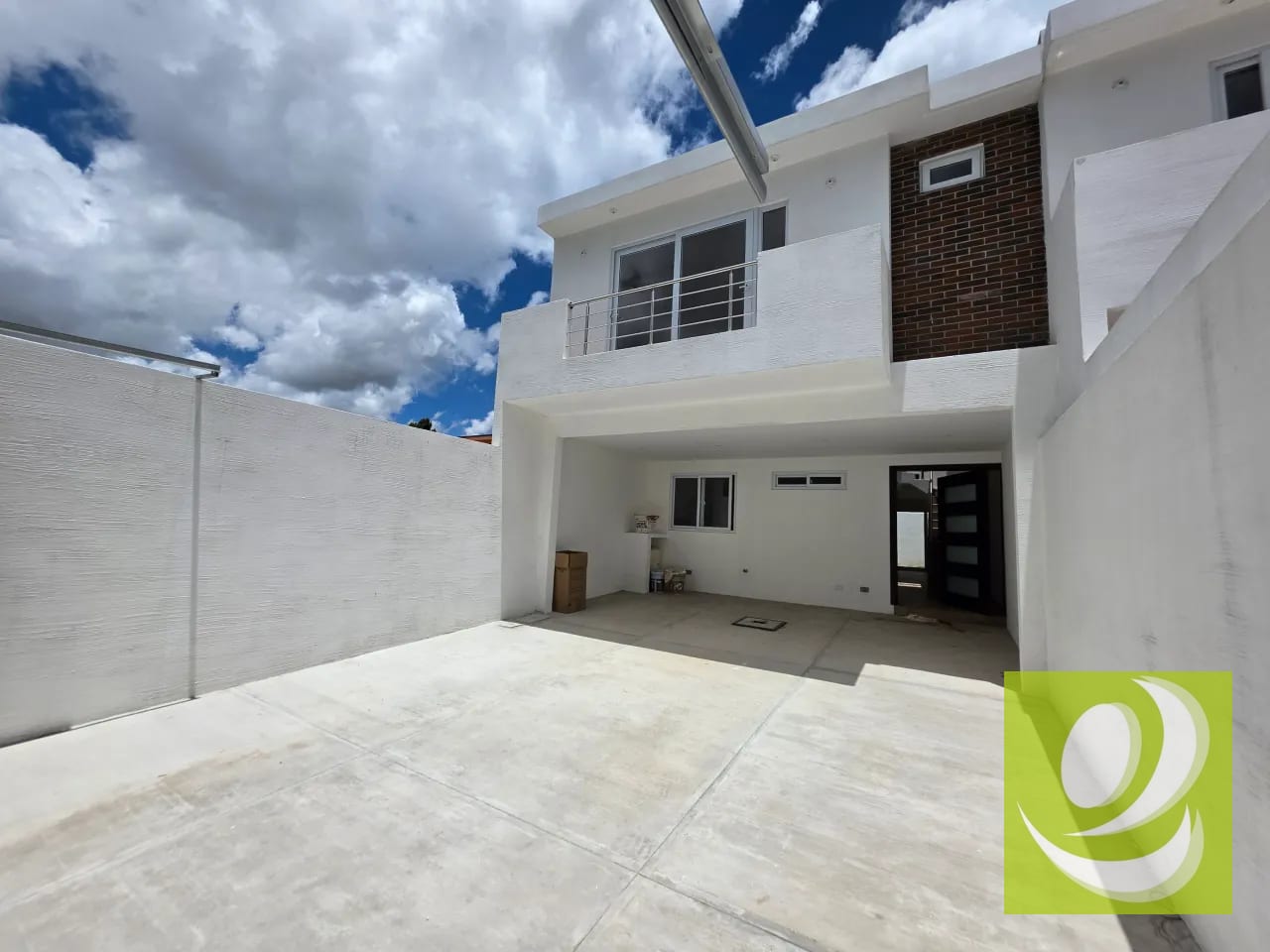 Casa Nueva en Venta en el Sector B1 Zona 8 Mixco San Cristobal I — Casa en Venta en Zona 8 Mixco, Guatemala, Ciudad — foto 1 de 7