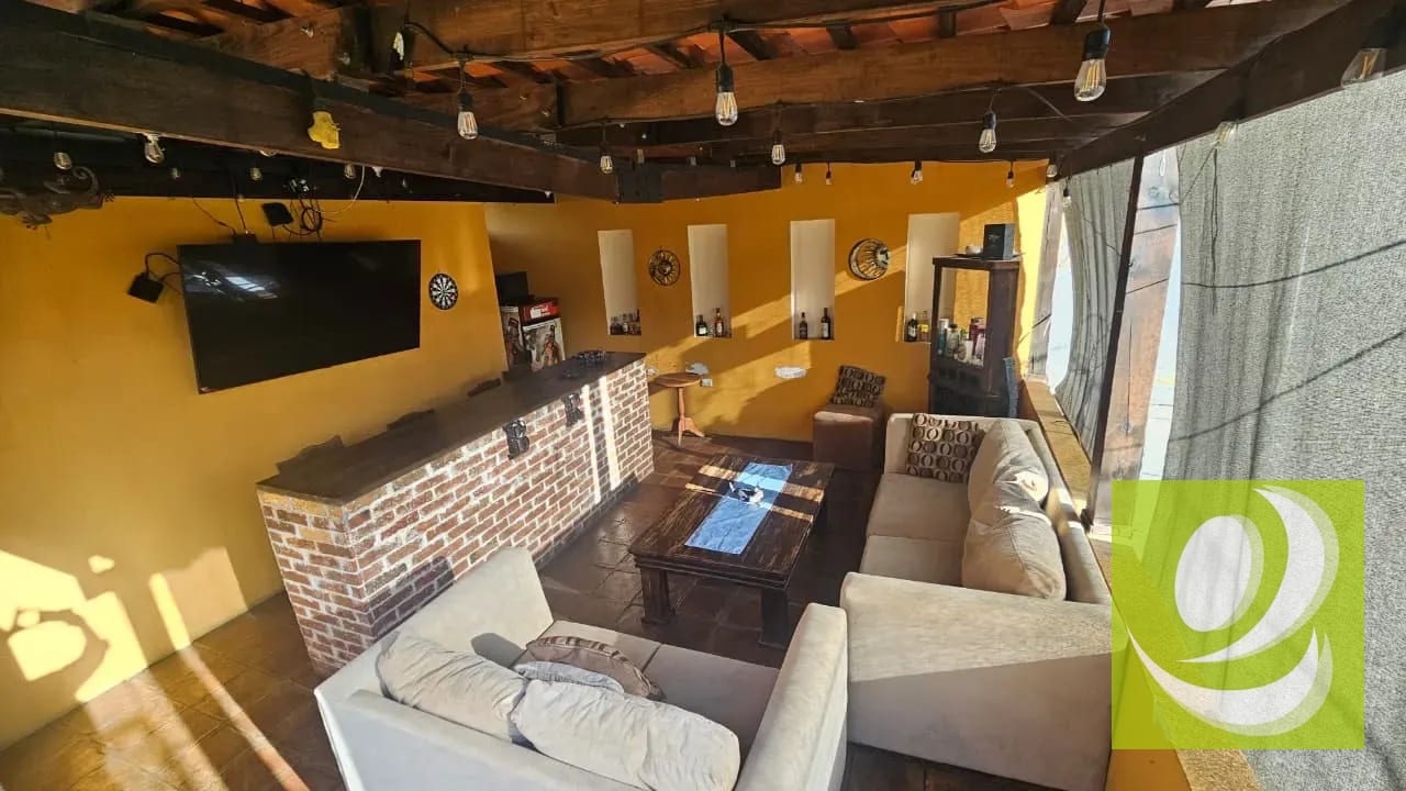 Casa en Venta – Residencial Lomas de Balcones, Zona 8 Mixco — Casa en Venta en Zona 8 Mixco, Guatemala, Ciudad — foto 1 de 15