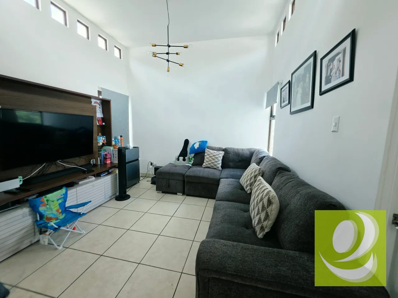Tu Nueva Casa en Mixco! 3 Niveles en Venta en Vistas del Naranjo — Casa en Venta en Vistas del Naranjo, Zona 4 Mixco, Guatemala, Ciudad — foto 6 de 7