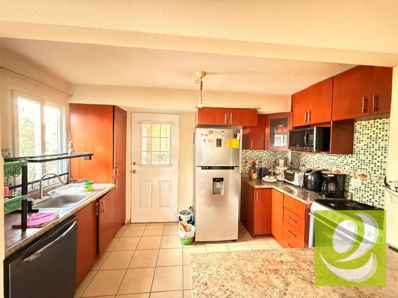 Casa en Venta en Hacienda de las Flores, Villa Nueva — Casa en Venta en Villa Nueva, Guatemala, Ciudad — foto 3 de 8