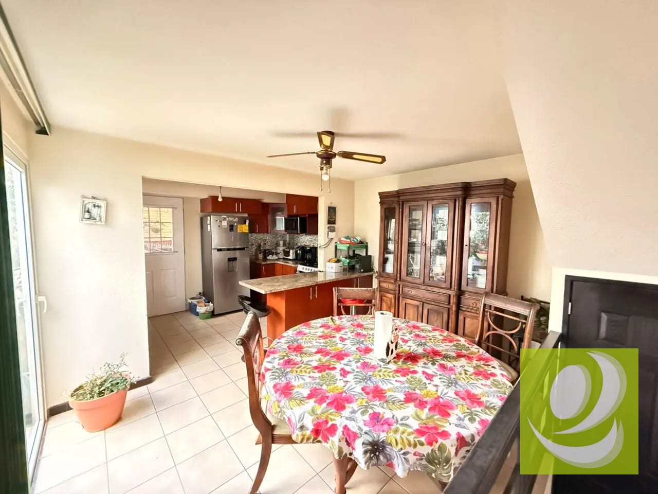 Casa en Venta en Hacienda de las Flores, Villa Nueva — Casa en Venta en Villa Nueva, Guatemala, Ciudad — foto 2 de 8