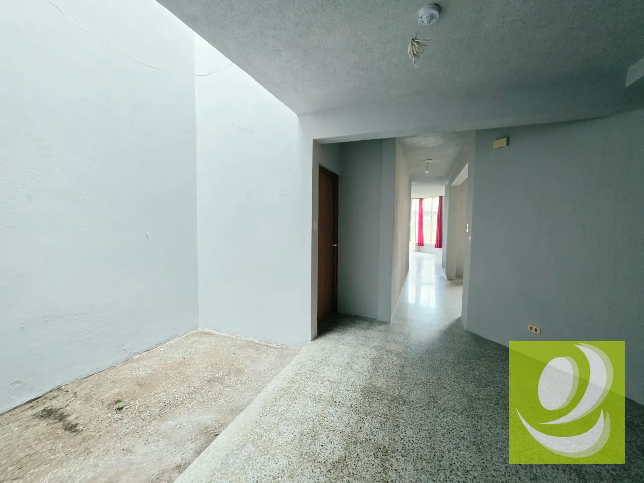 Casa en Venta Pinares de San Cristobal — Casa en Venta en Pinares de San Cristobal, Zona 8 Mixco, Guatemala, Ciudad — foto 3 de 6