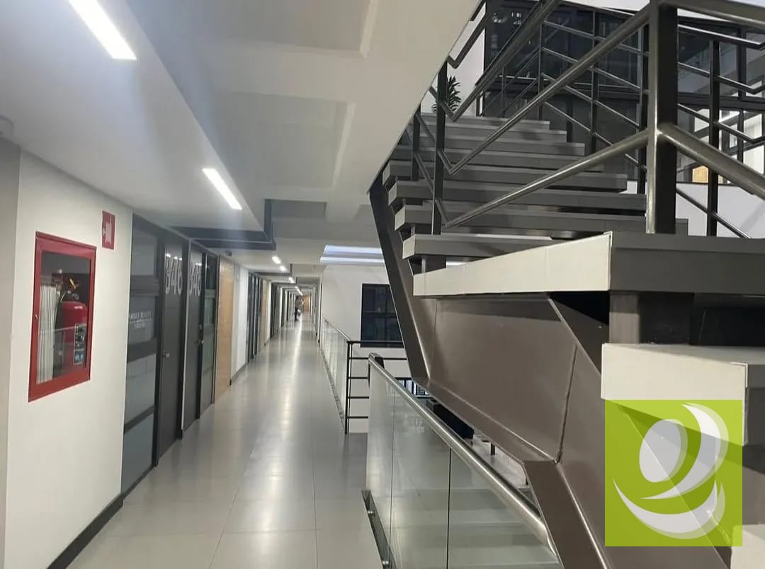 Se Renta Oficina en Edificio Ascend — Oficina en Alquiler en Ascend, Zona 9, Guatemala, Ciudad — foto 2 de 6