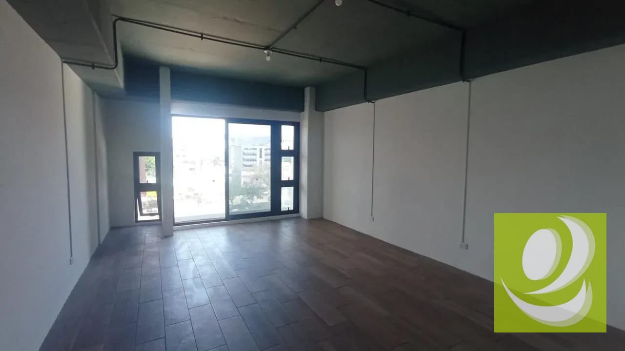 Se Renta Oficina en Edificio Ascend — Oficina en Alquiler en Ascend, Zona 9, Guatemala, Ciudad — foto 3 de 6