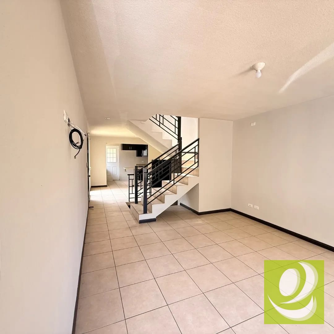 Casa en Venta en Hacienda de Las Flores — Casa en Venta en Villa Nueva, Guatemala, Ciudad — foto 2 de 7