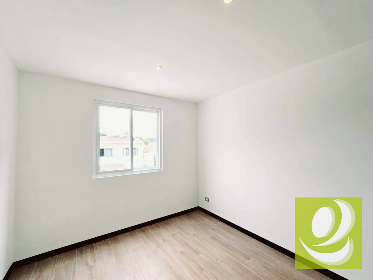 NO LA DEJES PASAR! Casa en Venta San Cristóbal — Casa en Venta en Zona 8 Mixco, Guatemala, Ciudad — foto 4 de 6