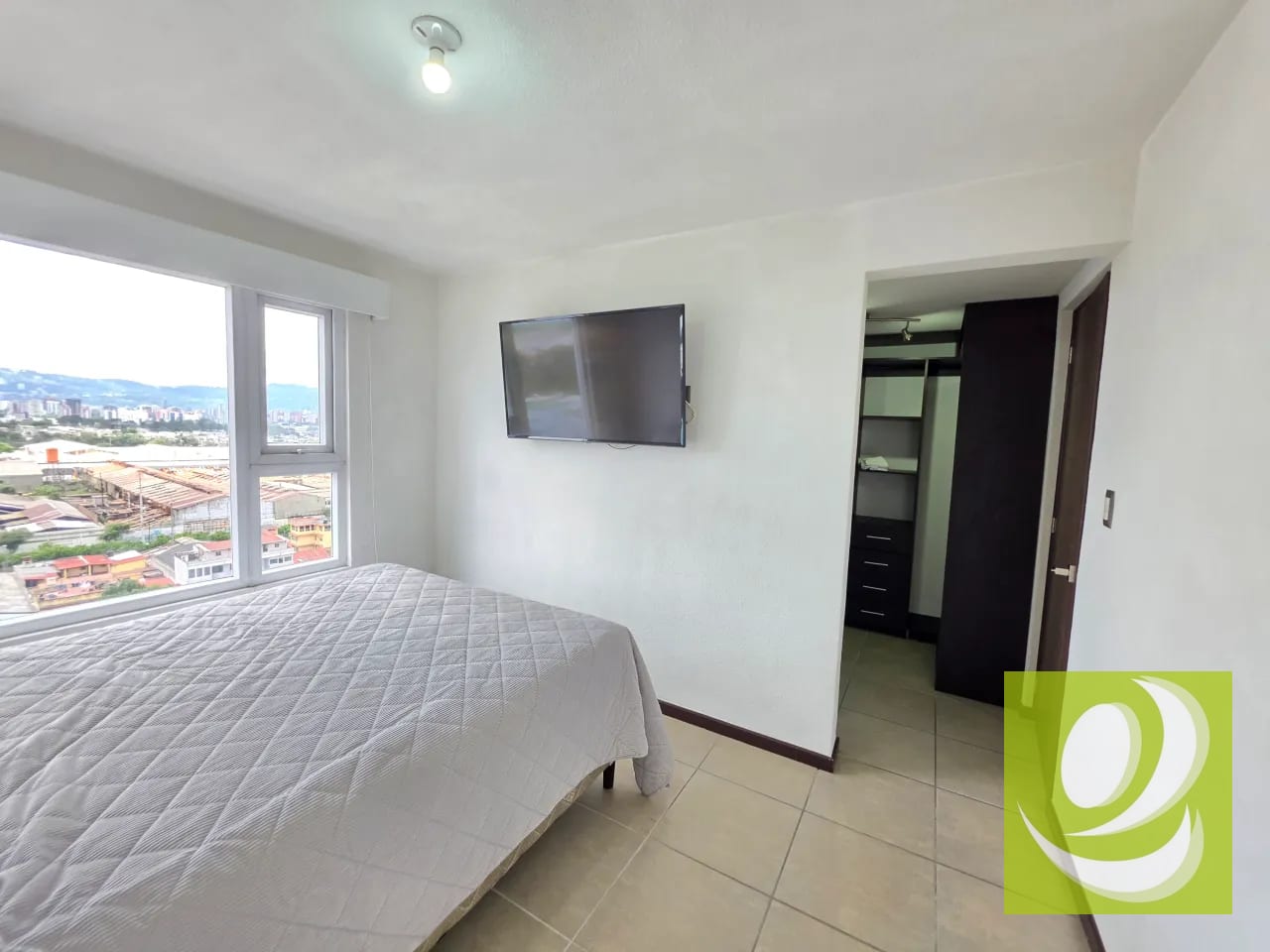 Apartamento con Linea Blanca en Alquiler en Zona 12 Santa Elisa — Apartamento en Alquiler en Torre Santa Elisa, Zona 12, Guatemala, Ciudad — foto 8 de 11