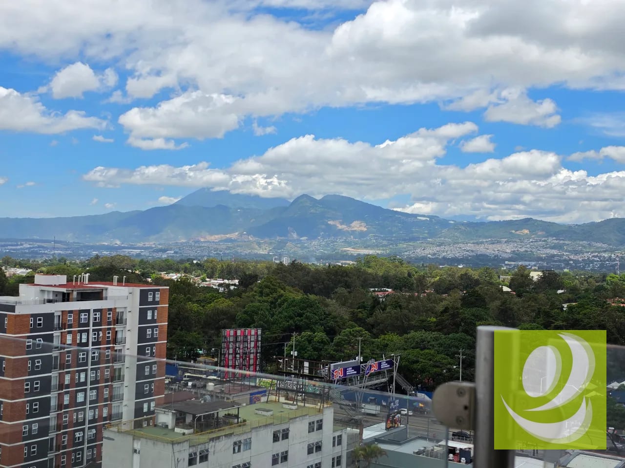Apartamento con Linea Blanca en Alquiler en Zona 12 Santa Elisa — Apartamento en Alquiler en Torre Santa Elisa, Zona 12, Guatemala, Ciudad — foto 10 de 11