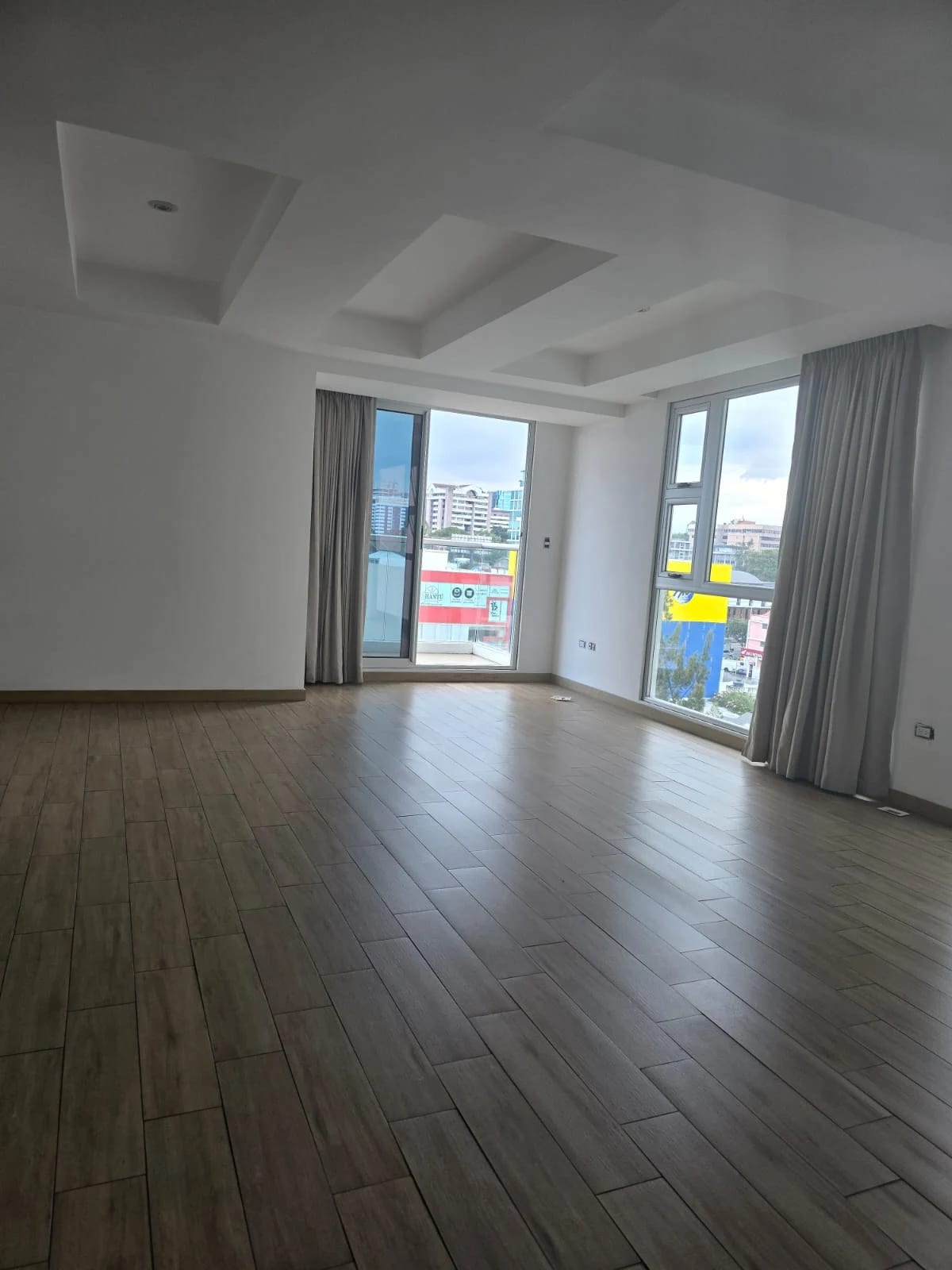 Apartamento en Renta en CITYHAUS — Apartamento en Alquiler en City Haus, Zona 10, Guatemala, Ciudad — foto 4 de 9
