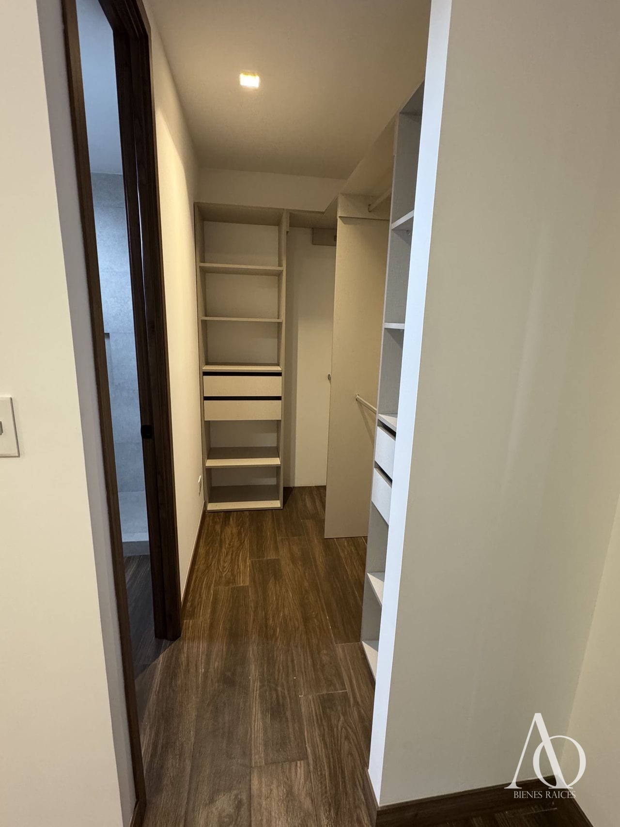 Apartamento en Alquiler Edificio Vila Quince, zona 15 VH2 N9 — Apartamento en Alquiler en Vila Quince, Zona 15, Guatemala, Ciudad — foto 12 de 15