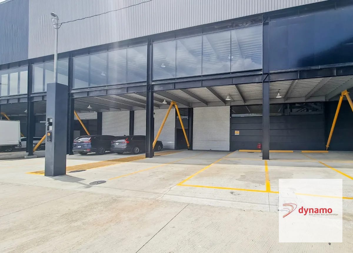 Bodega en Renta – 1,634 m² de Almacenaje | Zona Empresarial El Naranjo — Bodega / Ofibodega en Alquiler en Zona 4 Mixco, Guatemala, Ciudad — foto 1 de 4
