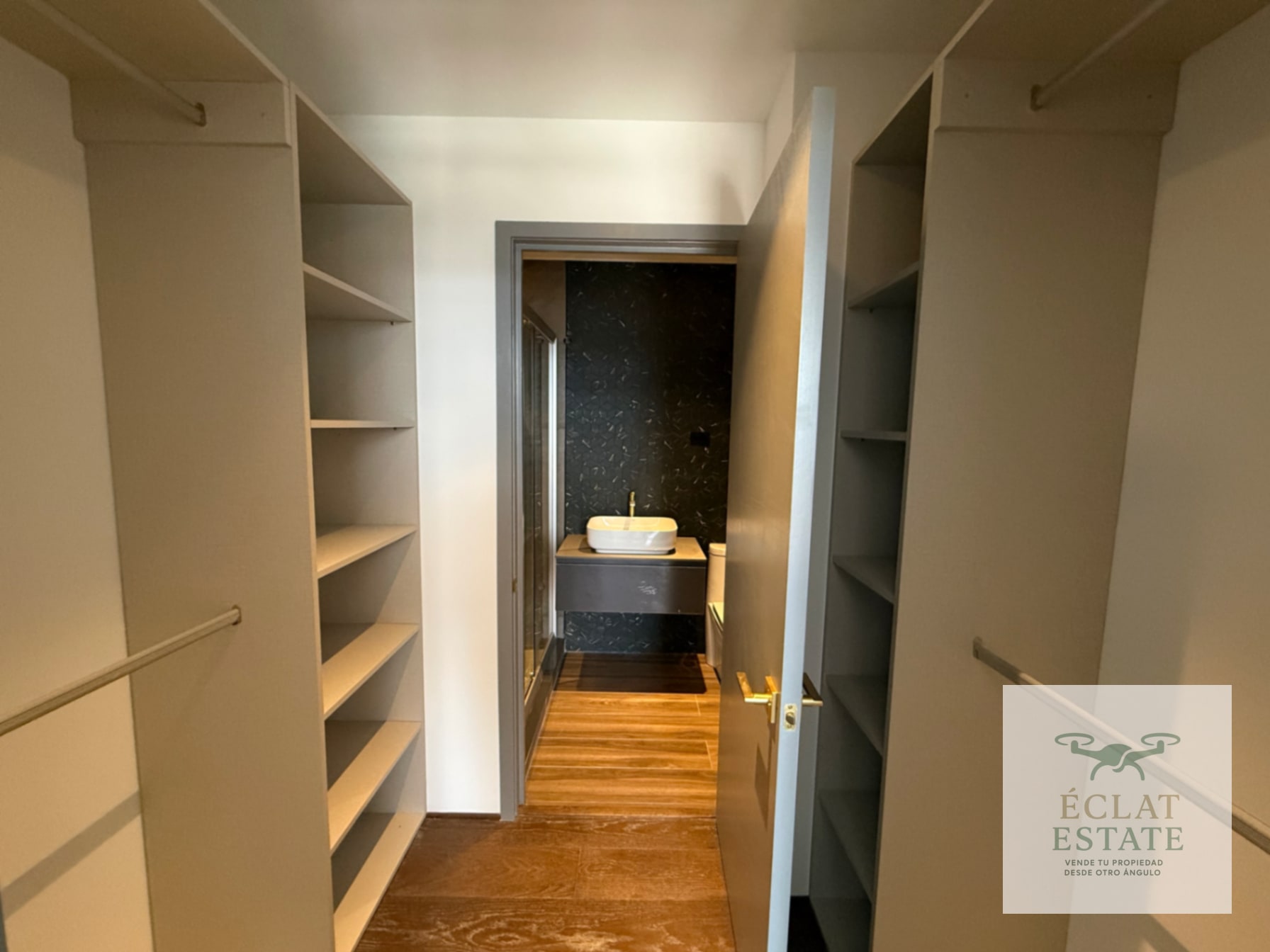Apartamento nuevo en renta en Atarah zona 10 — Apartamento en Alquiler en Atarah, Zona 10, Guatemala, Ciudad — foto 3 de 12