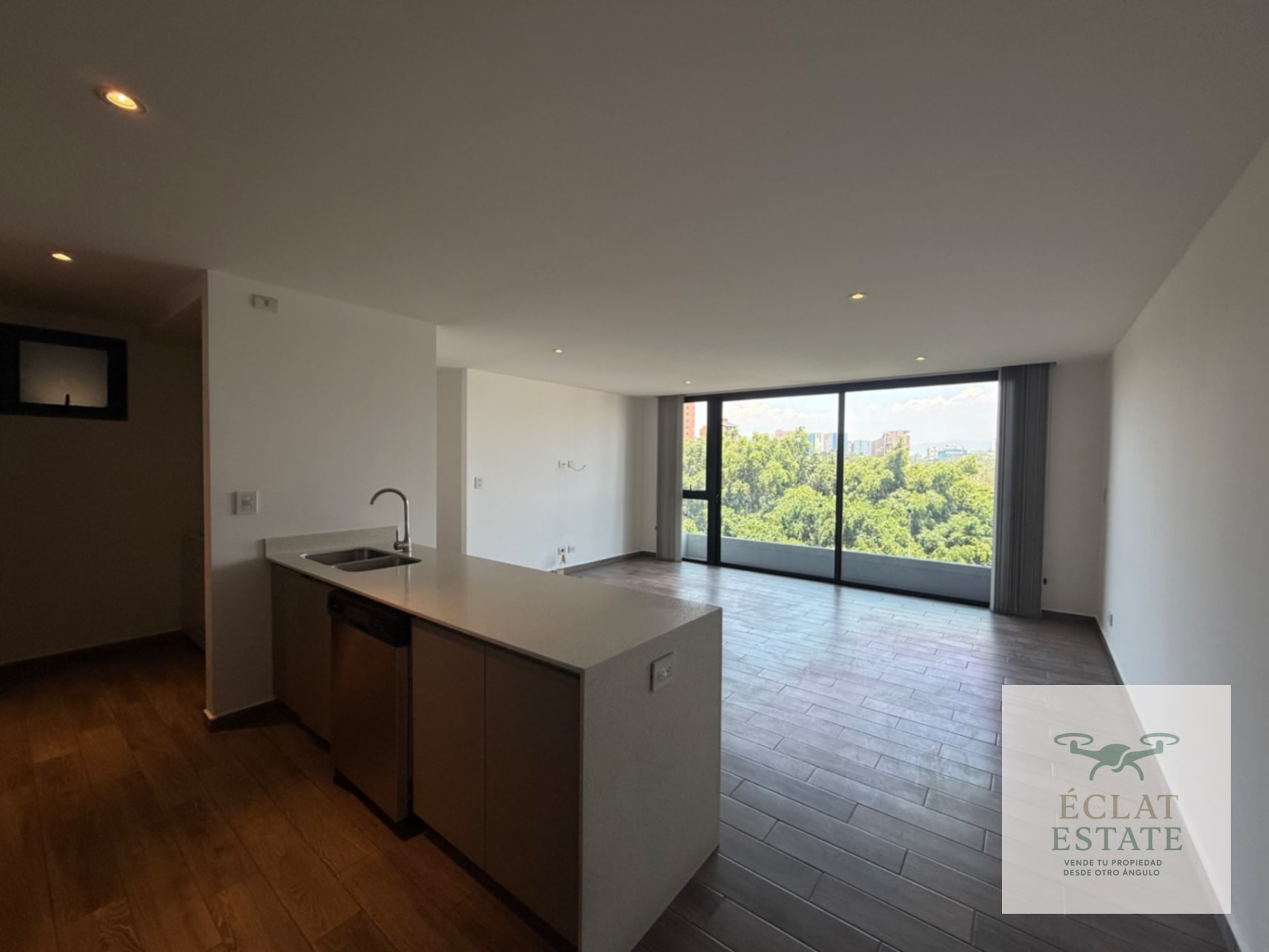 Apartamento de 3 habitaciones en renta en Parque 15, zona 15 — Apartamento en Alquiler en Parque 15, Zona 15, Guatemala, Ciudad — foto 1 de 11