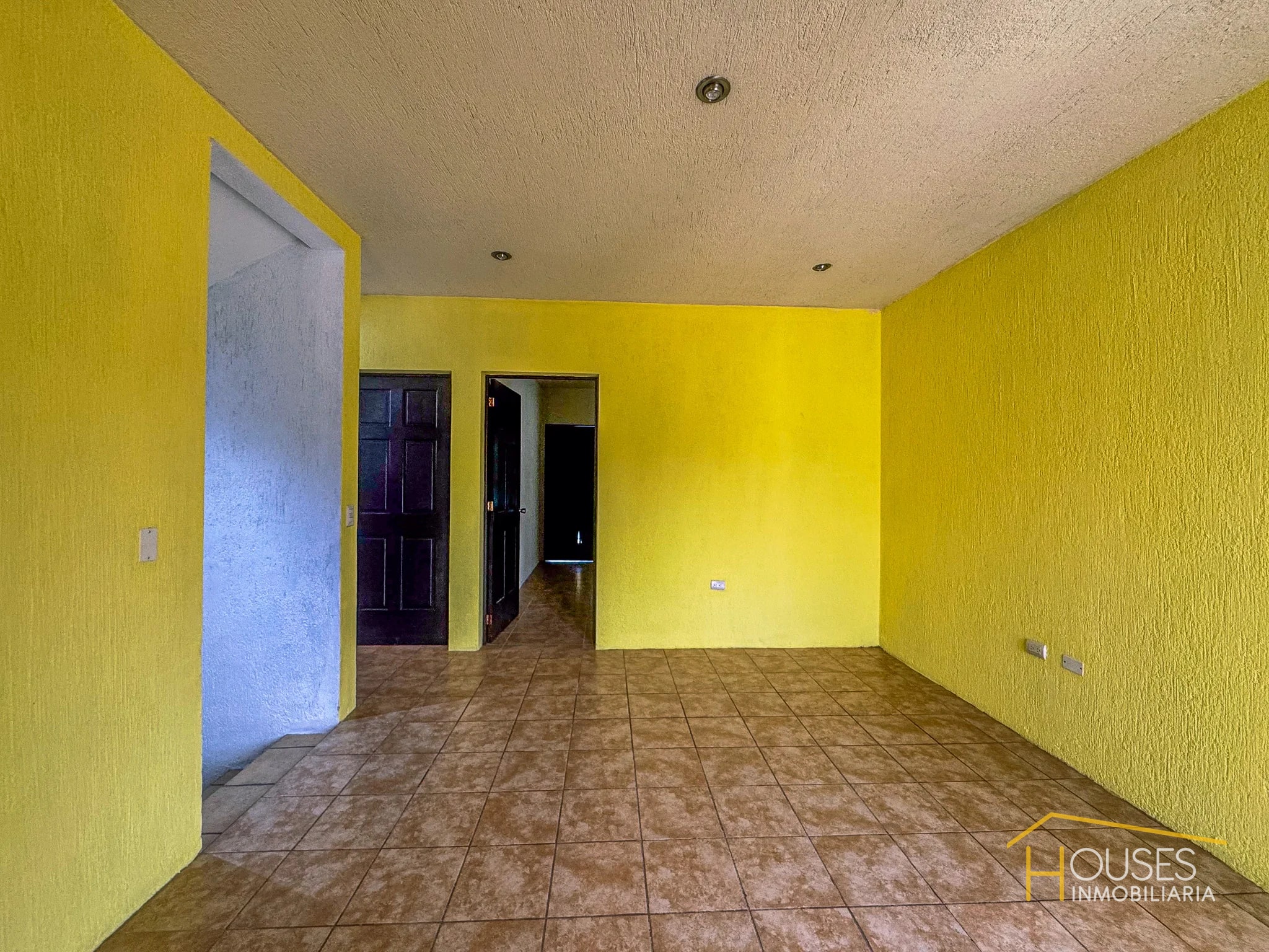 Vendo Casa en Residencial Las Flores, Ciudad Vieja — Casa en Venta en Ciudad Vieja, Sacatepéquez — foto 5 de 14