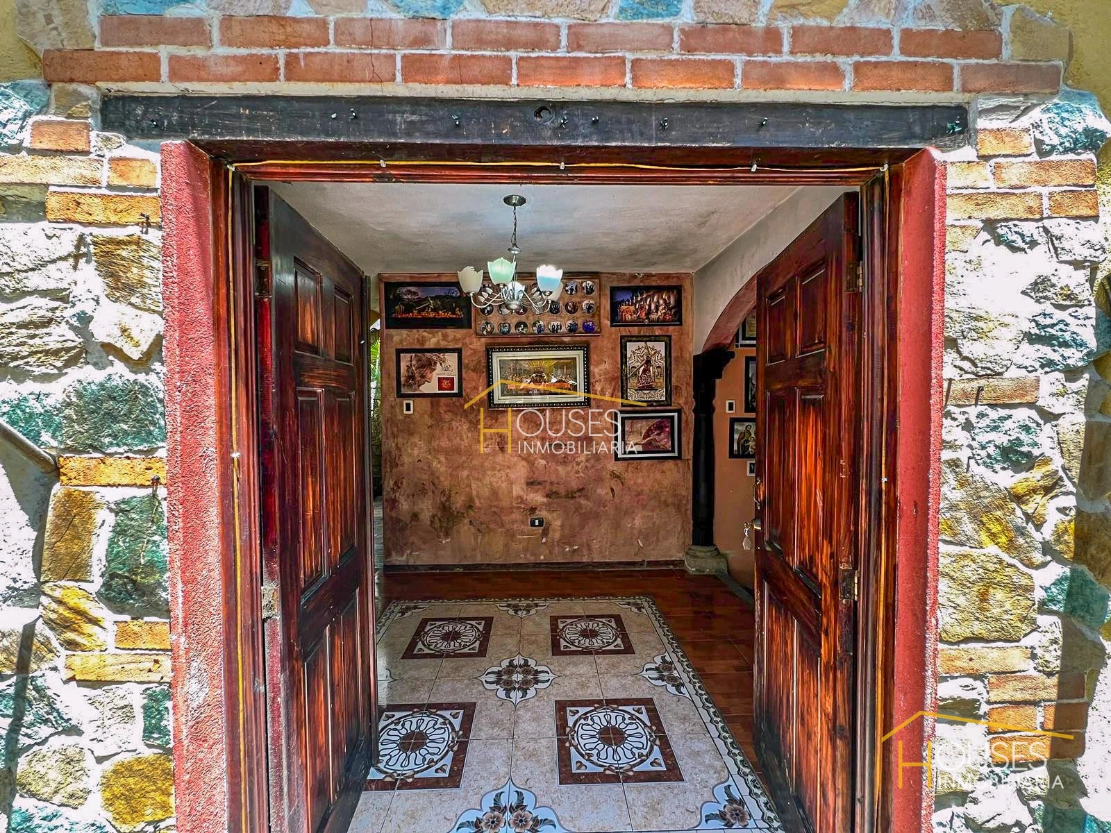 Vendo Casa en Antigua Guatemala — Casa en Venta en Antigua, Sacatepéquez — foto 2 de 14