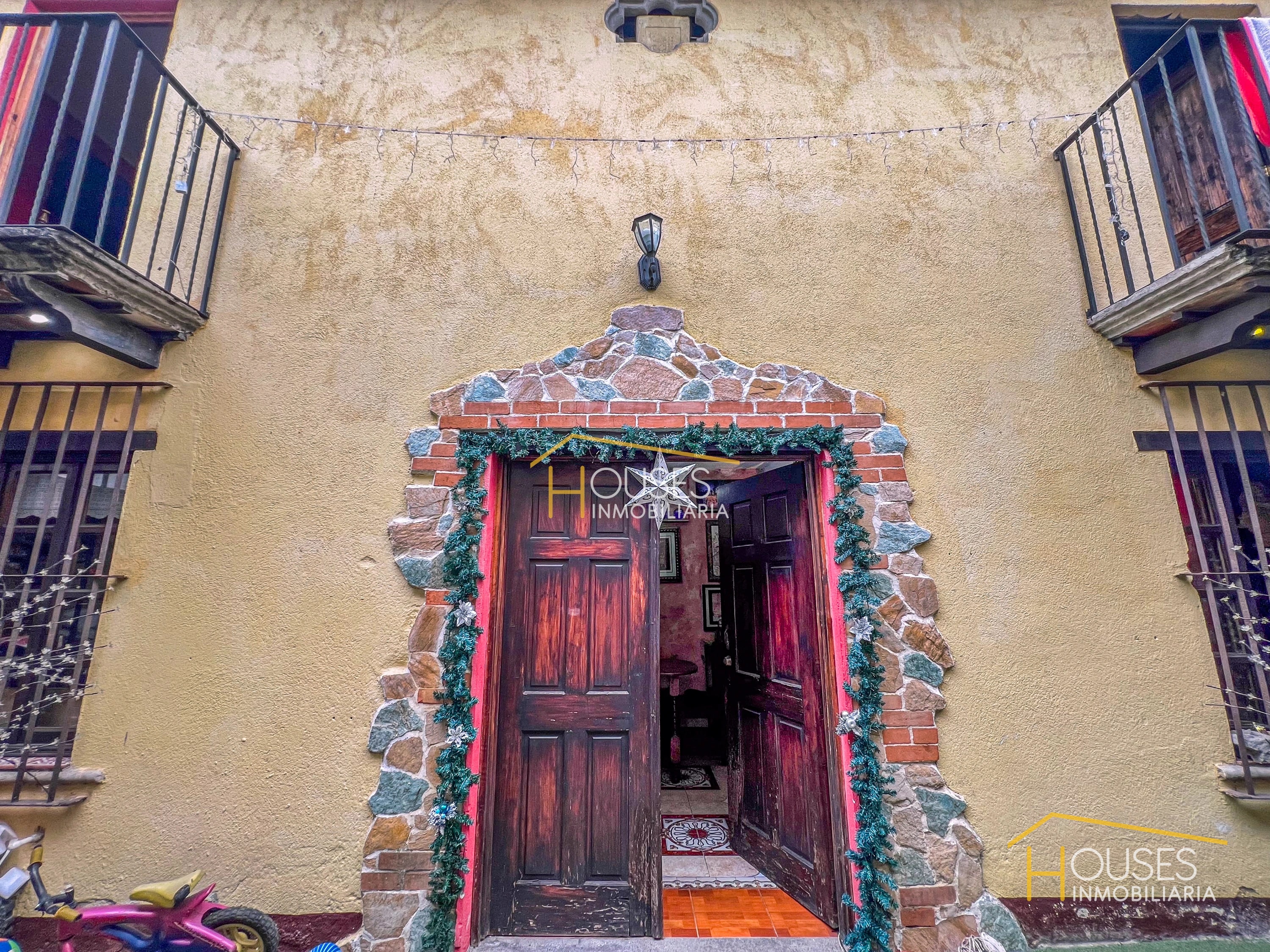 Vendo Casa en Antigua Guatemala — Casa en Venta en Antigua, Sacatepéquez — foto 1 de 14