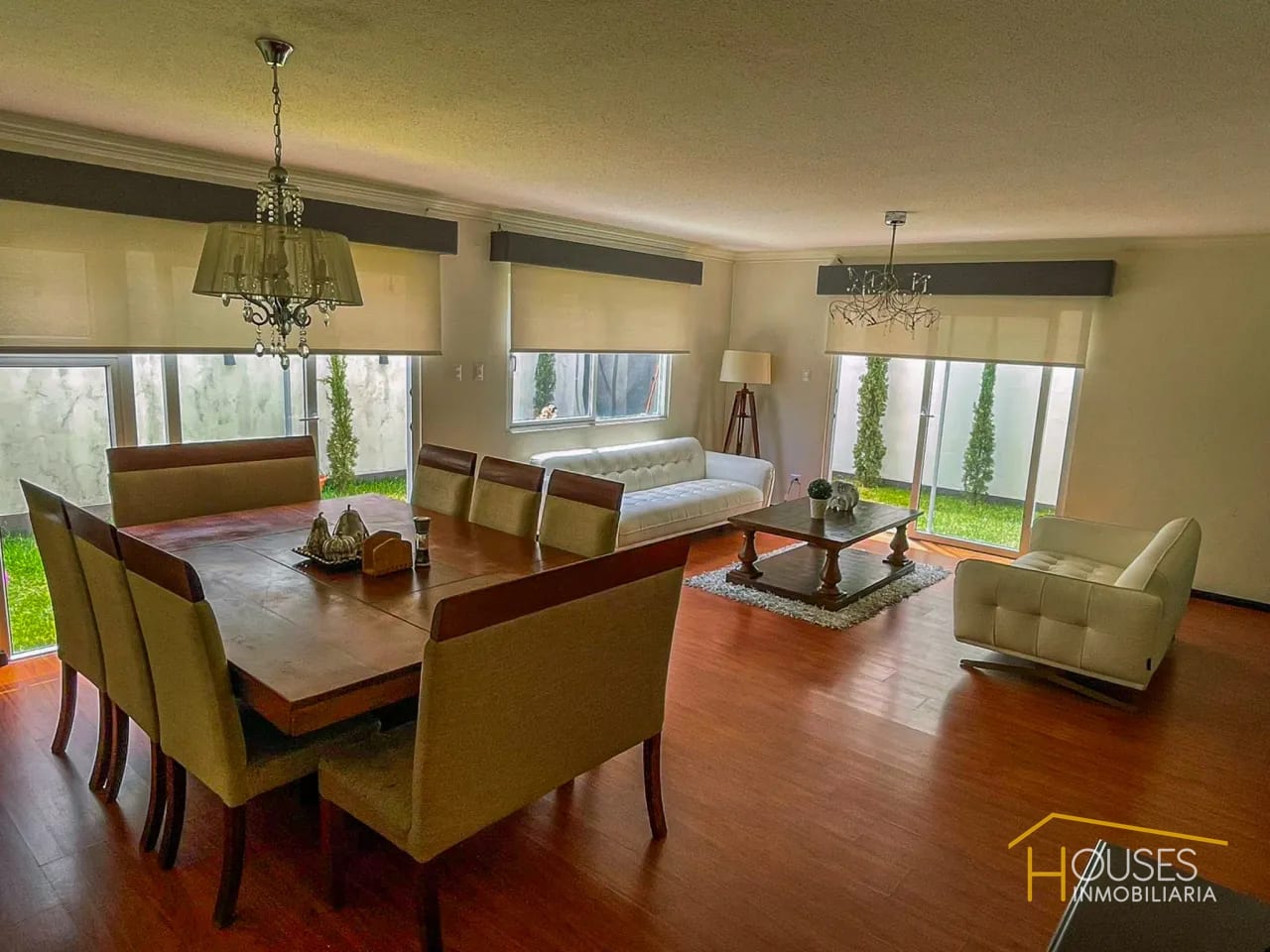 Vendo Casa en Las Luces del Encinal, Zona 7 Mixco - Image 2