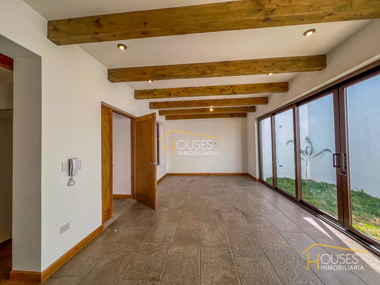 Vendo Casa en Hacienda San Juan, Alotenango — Casa en Venta en Alotenango, Sacatepéquez — foto 3 de 16
