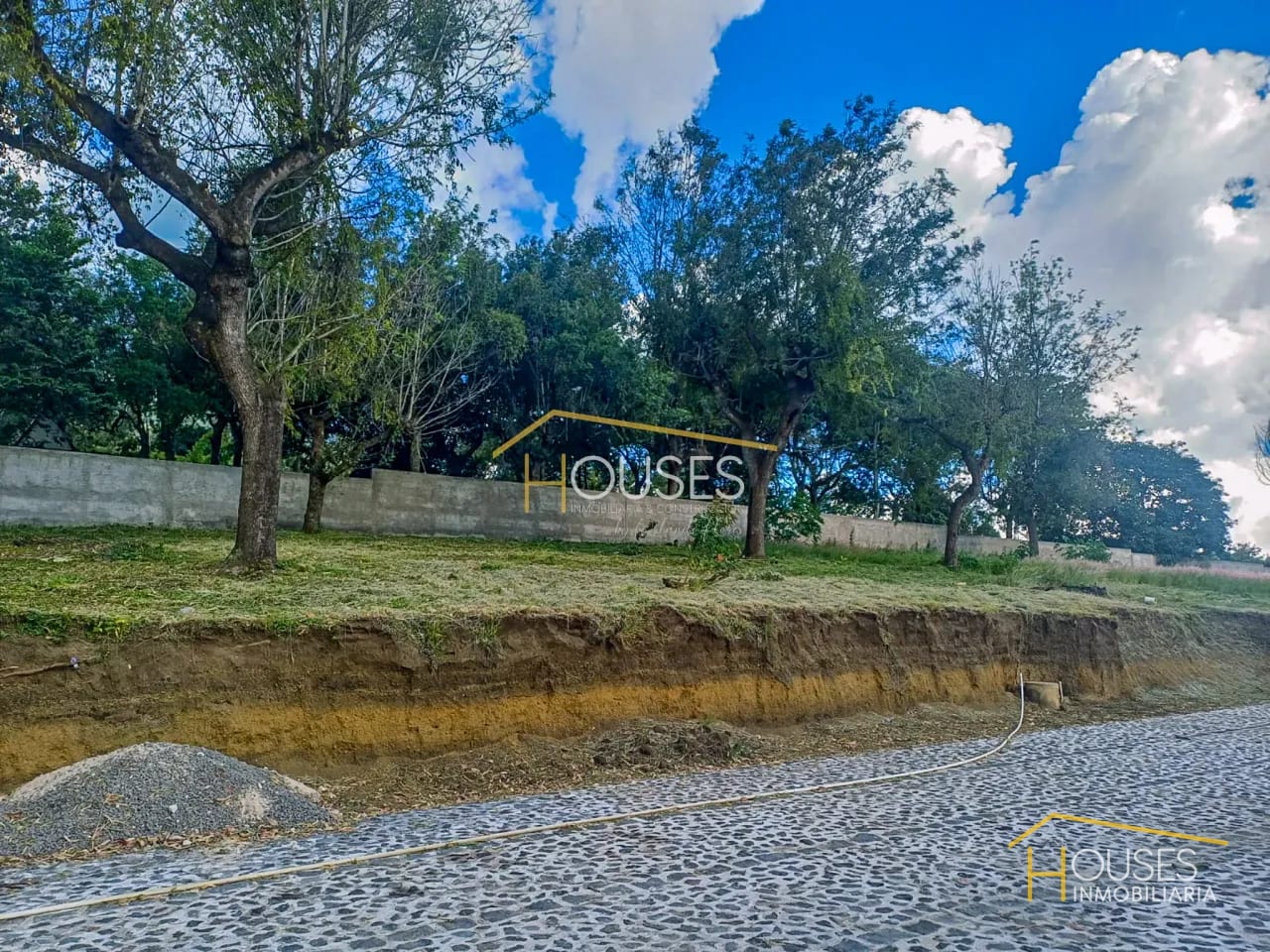 Vendo Terreno en Condominio Santa Sofia, carretera a San Juan Alotenango, Ciudad Vieja, Sacatepéquez — Terreno en Venta en Ciudad Vieja, Sacatepéquez — foto 3 de 8