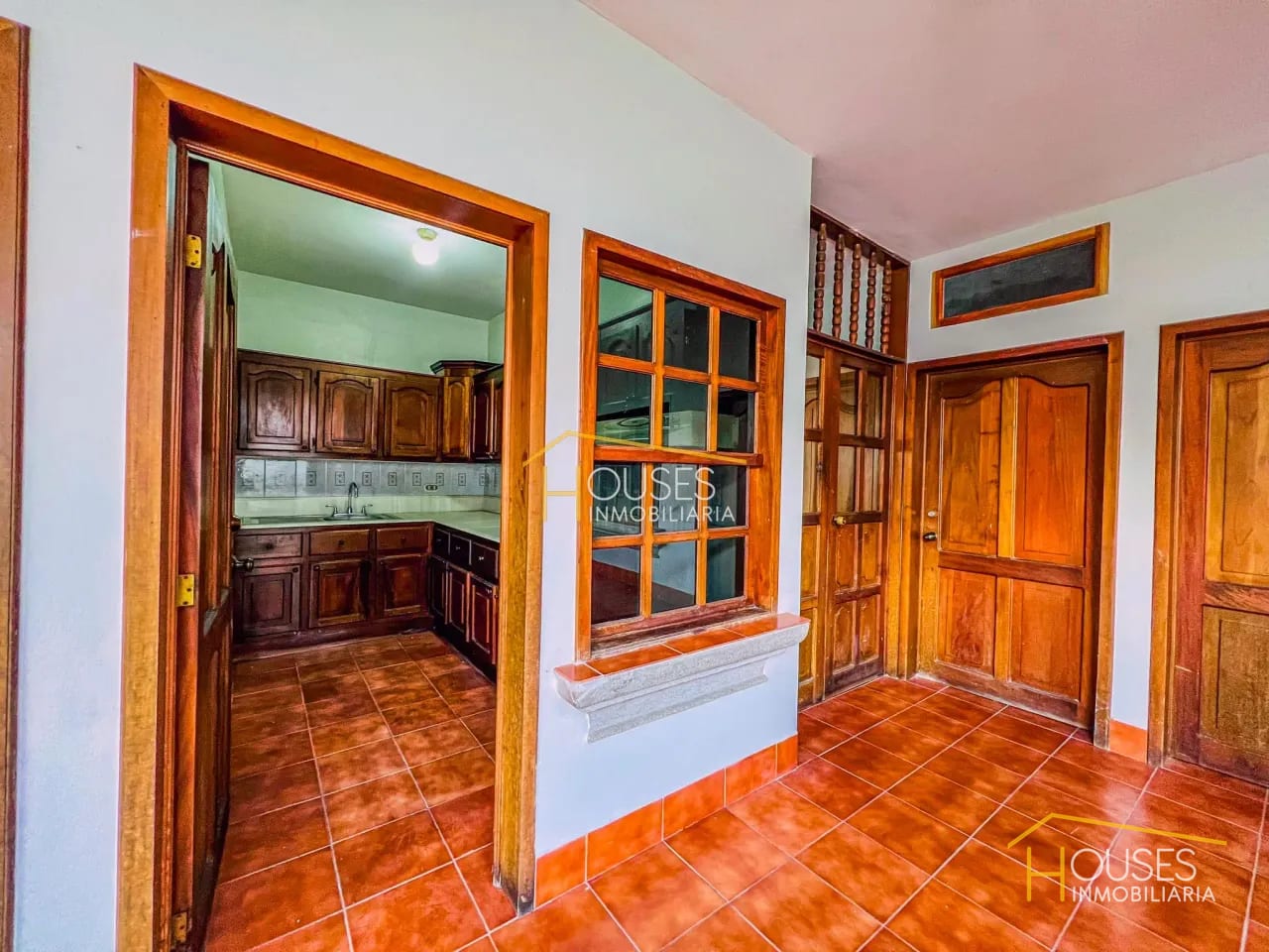 Vendo Casa fuera de residencial en San Miguel Dueñas — Casa en Venta en San Miguel Dueñas, Sacatepéquez — foto 4 de 14