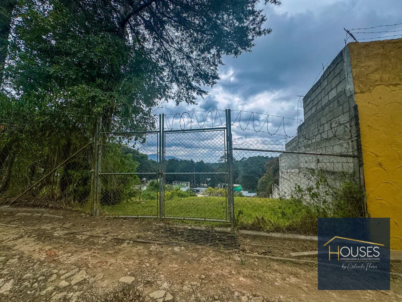 Vendo Terreno en San Lucas Sacatepéquez — Terreno en Venta en San Lucas Sacatepéquez, Sacatepéquez — foto 1 de 7