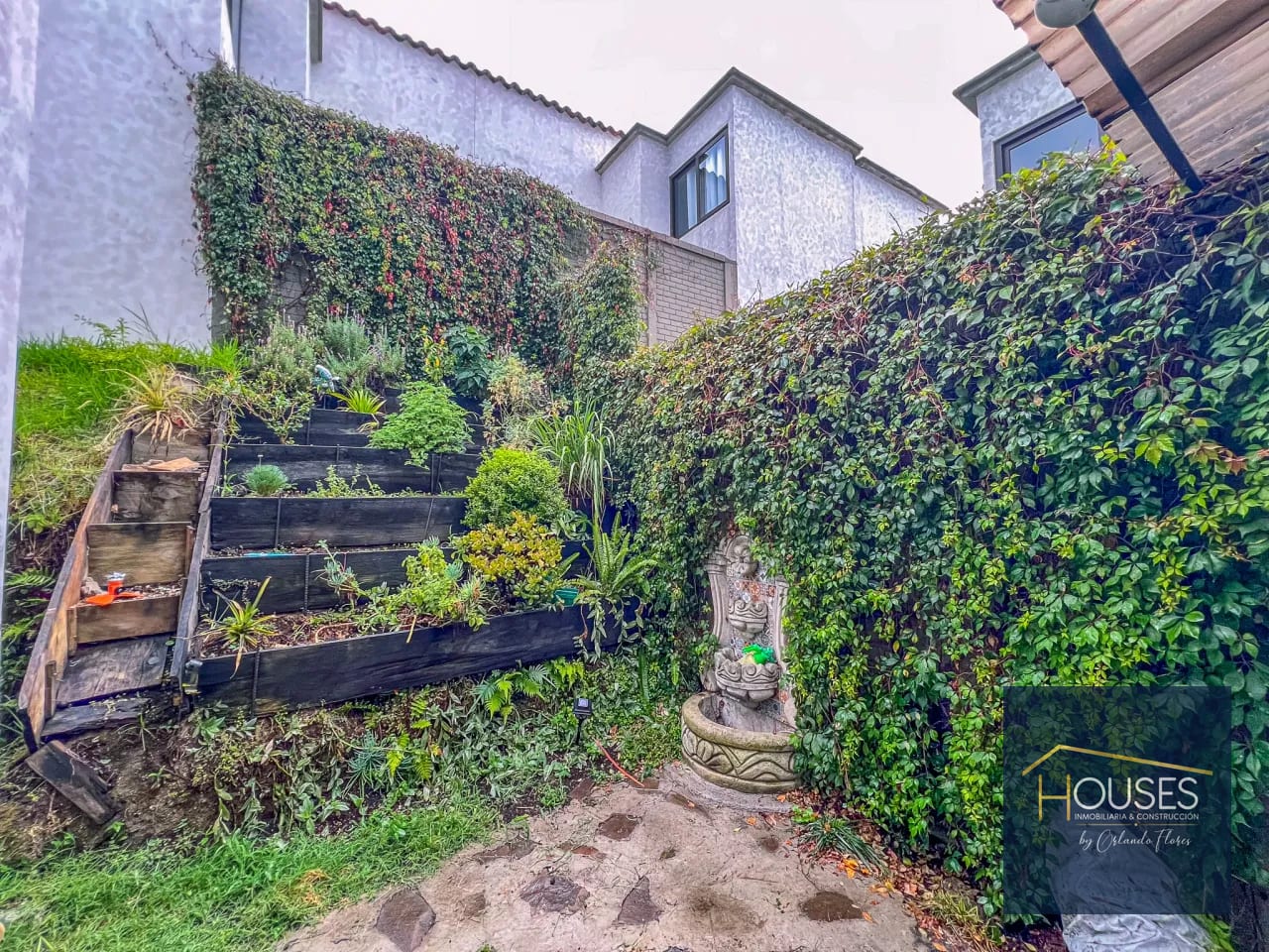 Rento Casa en Condado Antigua, Ciudad Vieja — Casa en Alquiler en Ciudad Vieja, Sacatepéquez — foto 6 de 14