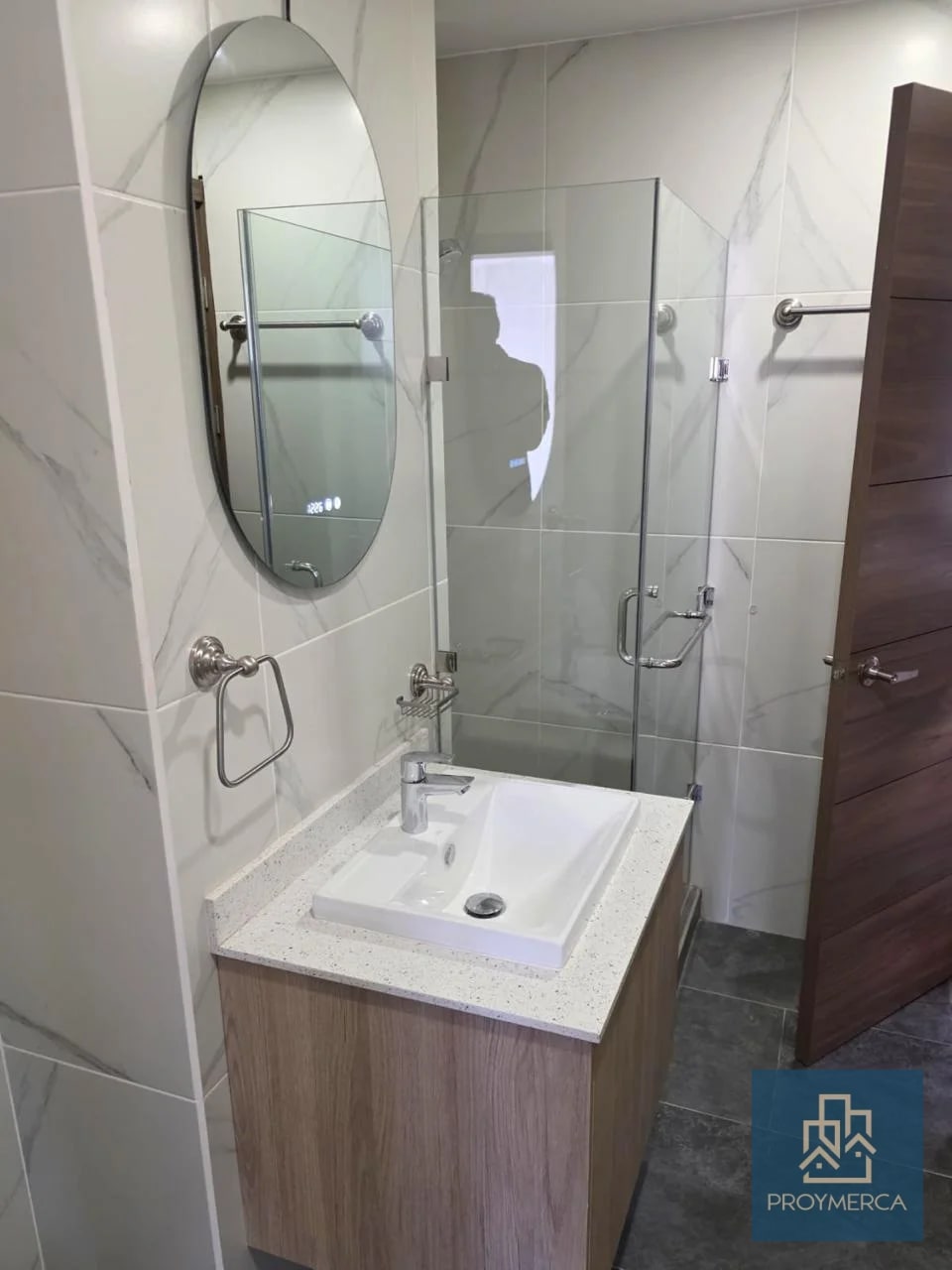 Apartamento en alquiler, Edificio Privé, Zona 15 - 8