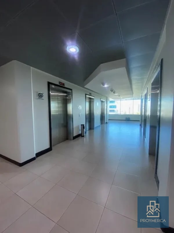 Oficina en alquiler, Zona Pradera, Zona 10 - 8