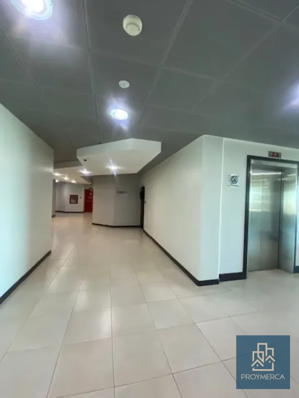 Oficina en alquiler, Zona Pradera, Zona 10 - 9