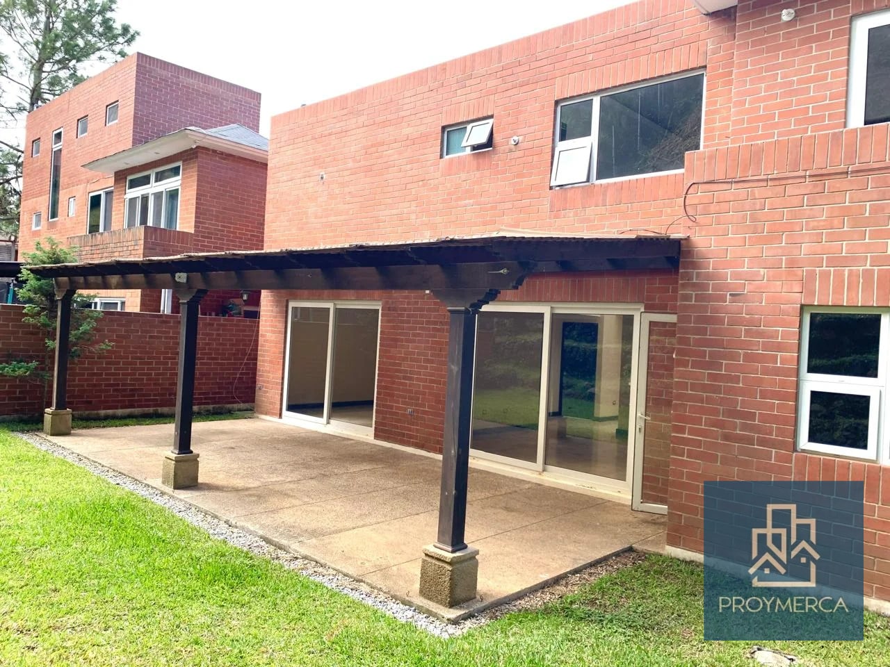 Casa en venta, Condominio Colinas de Castel Fraijanes, km.20.5 - 1
