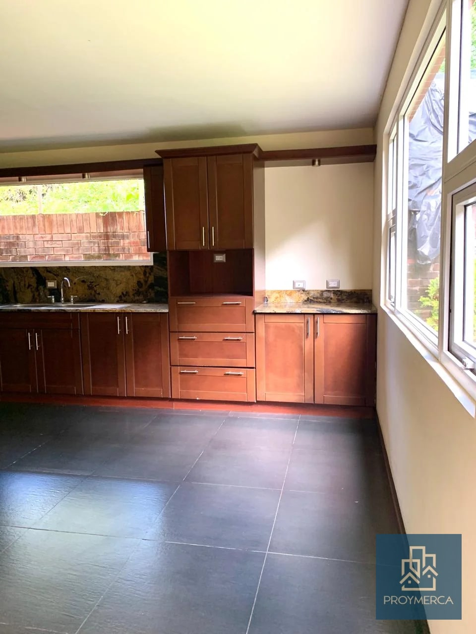 Casa en venta, Condominio Colinas de Castel Fraijanes, km.20.5 - 2