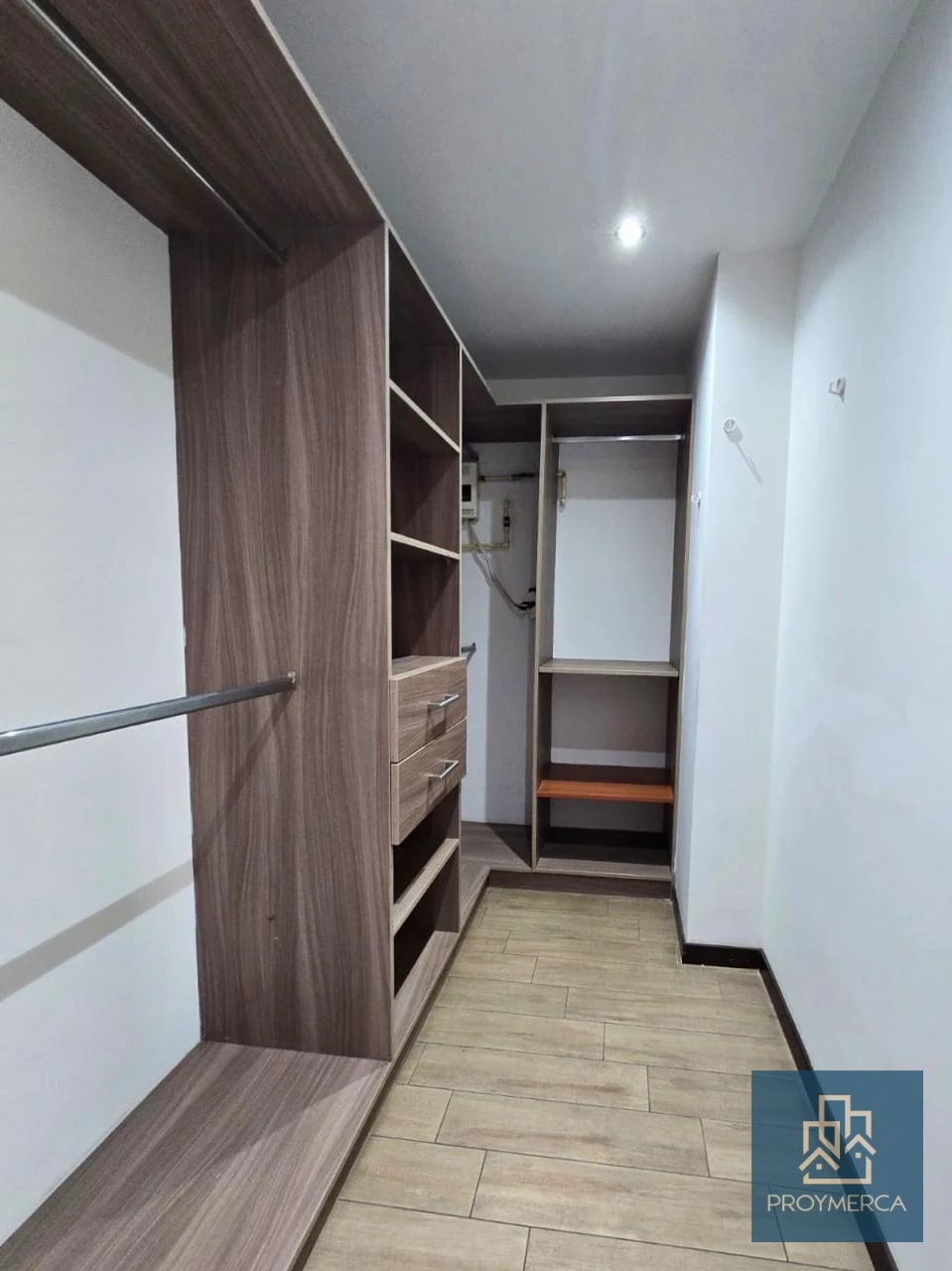 Apartamento en alquiler, Edificio Casa Américas, Zona 13 — Apartamento en Alquiler en Casa Americas, Zona 13, Guatemala, Ciudad — foto 9 de 13