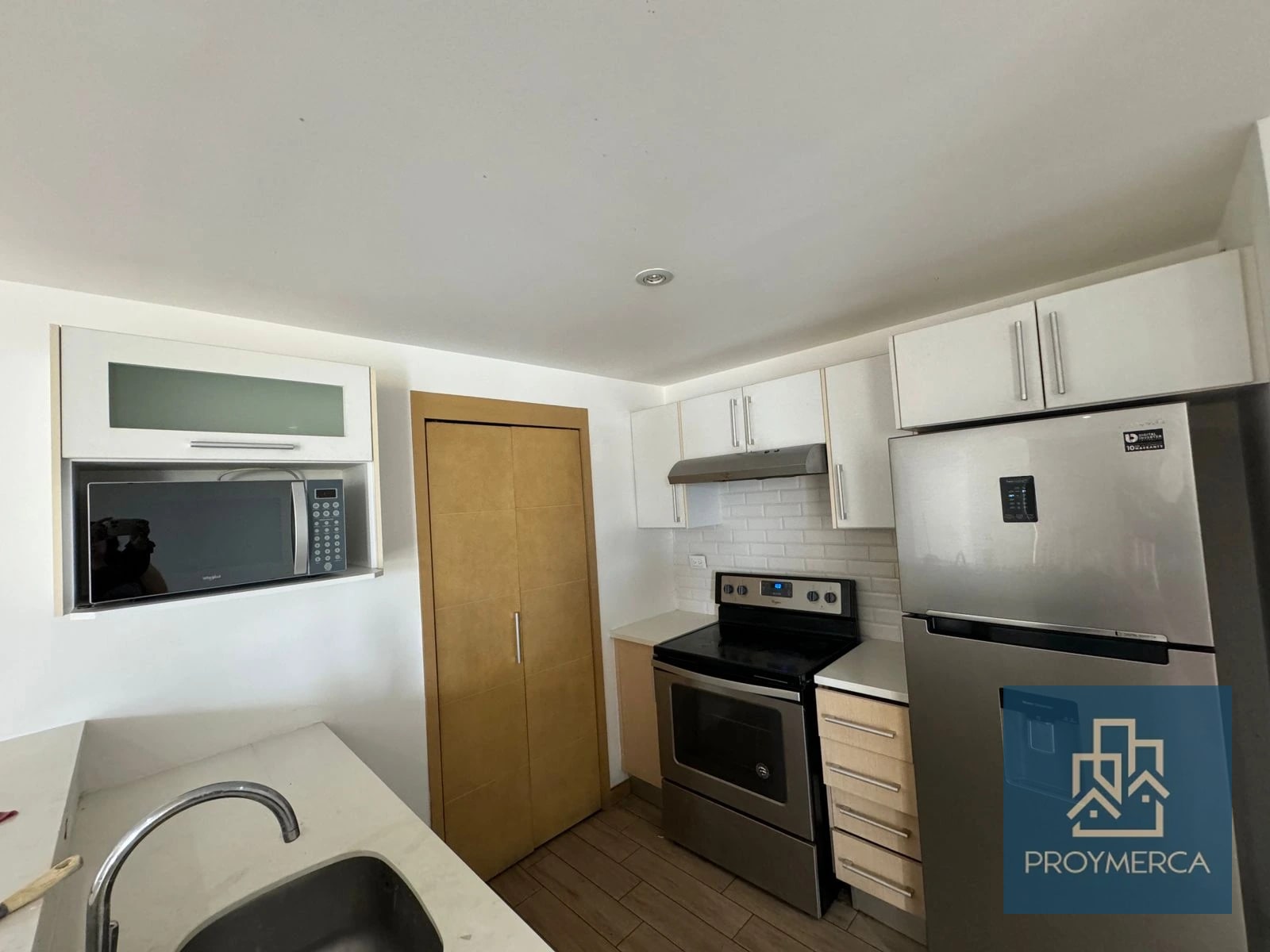 Apartamento en alquiler, City Haus, Zona 10 — Apartamento en Alquiler en City Haus, Zona 10, Guatemala, Ciudad — foto 4 de 16