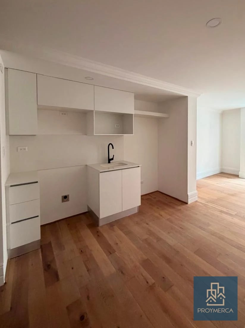 Apartamento en alquiler, Edificio Céntrico, Zona 5 — Apartamento en Alquiler en Céntrico, Zona 5, Guatemala, Ciudad — foto 3 de 11