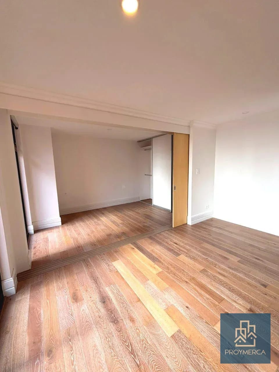 Apartamento en alquiler, Edificio Céntrico, Zona 5 — Apartamento en Alquiler en Céntrico, Zona 5, Guatemala, Ciudad — foto 4 de 11
