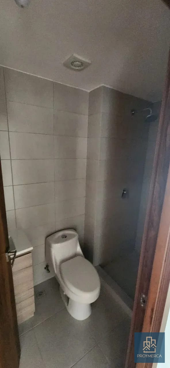 Apartamento con excelente ubicación en alquiler, Torre Milea, Zona 13 — Apartamento en Venta en Zona 13, Guatemala, Ciudad — foto 8 de 10