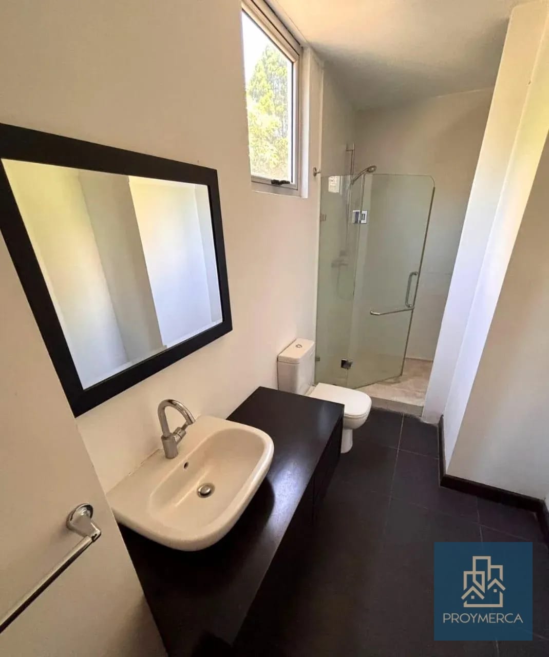 Apartamento en alquiler, Edificio Midori, Zona 15 Vista Hermosa I — Apartamento en Alquiler en Midori, Zona 15, Guatemala, Ciudad — foto 7 de 11
