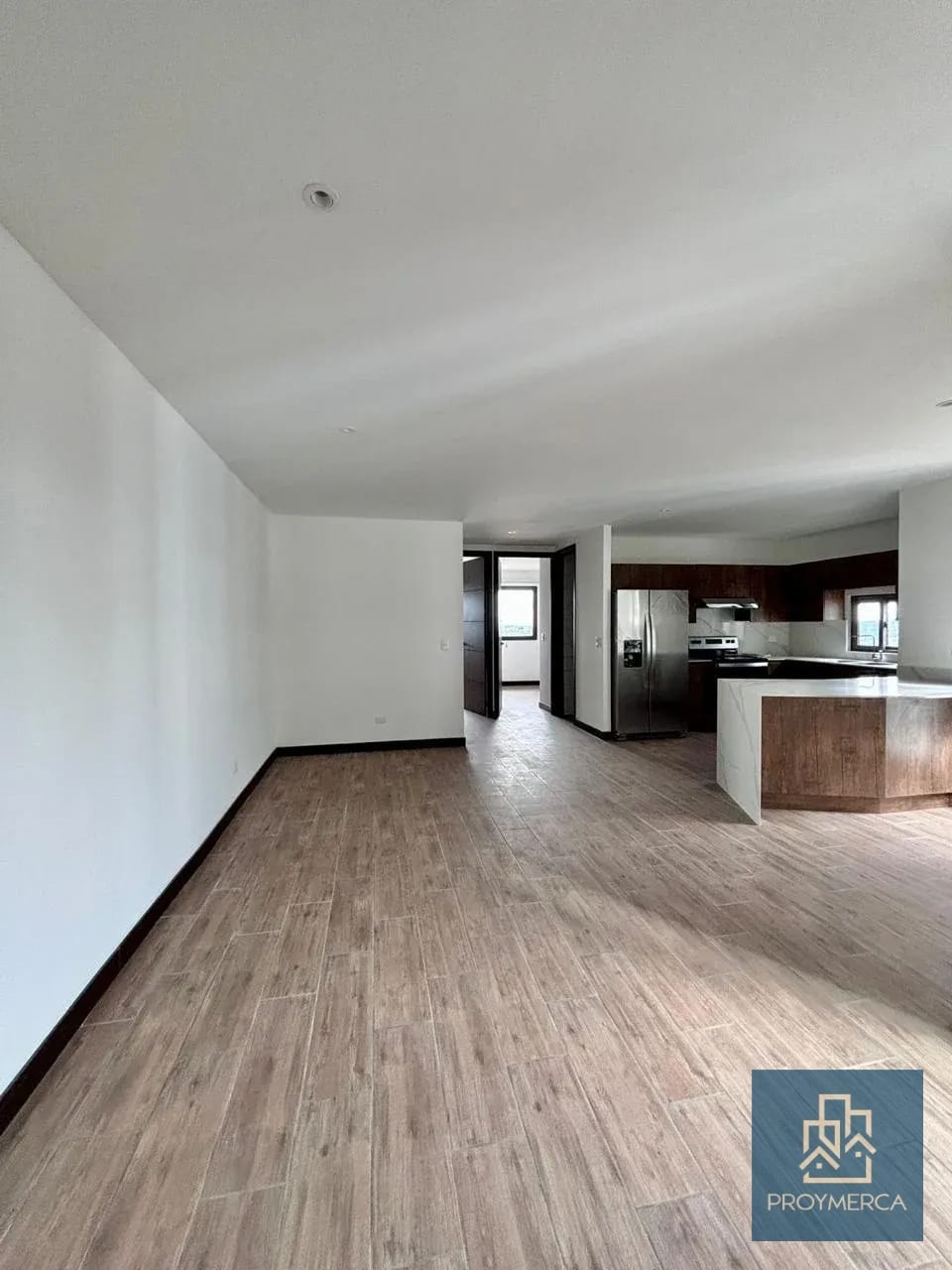 Apartamento en alquiler, Marques de Oakland, Zona 10, Diagonal 6 — Apartamento en Alquiler en Zona 10, Guatemala, Ciudad — foto 2 de 11